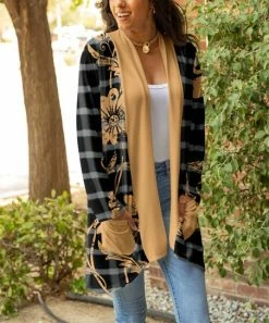 Lily | Gray & Beige Floral Stripe Pocket Shawl Collar Cardigan - Plus