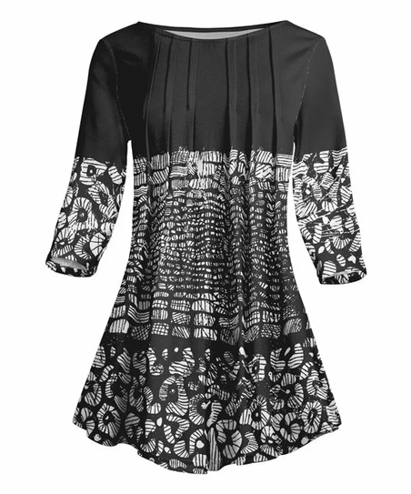 Lily | Black & White Abstract Pleated Three-Quarter Sleeve Boatneck Tunic - Women 1 Lily | Black & White Abstract Pleated Three-Quarter Sleeve Boatneck Tunic - Women