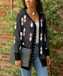 Lily | Gray & White Festive Penguin Pocket Snap-Button Cardigan - Plus