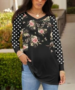 Lily | Black & Pink Floral Polka Dot V-Neck Long-Sleeve Raglan Tunic - Women