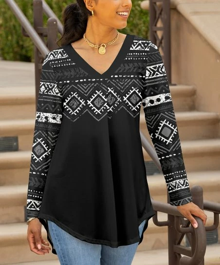 Lily | Black & White Geometric Long-Sleeve V-Neck Tunic - Women 1 Lily | Black & White Geometric Long-Sleeve V-Neck Tunic - Women