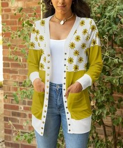 Lily | Yellow & White Daisy Snap Cardigan - Women
