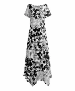 Lily | White & Black Foliage Pleated Short-Sleeve Maxi Dress - Plus