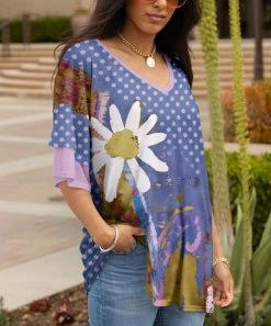Lily | Purple & Green Floral Ruffle-Sleeve V-Neck Tunic - Plus
