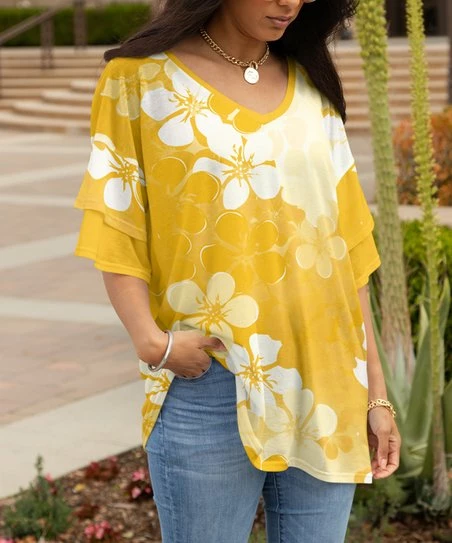 Lily | Yellow & White Floral V-Neck Tunic - Plus 1 Lily | Yellow & White Floral V-Neck Tunic - Plus