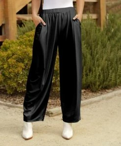 Lily | Black Pocket Wide-Leg Pants - Plus