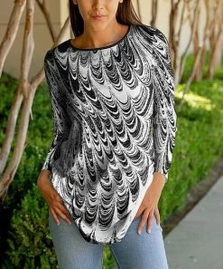 Lily | White & Black Abstract Long-Sleeve Tunic - Plus