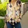 Lily | Beige & Purple Diamond Notch-Neck Three-Quarter Sleeve Top - Plus