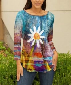 Lily | Blue & Taupe Daisy Boatneck Three-Quarter Sleeve Top - Women