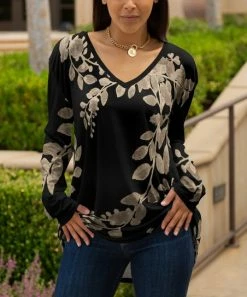 Lily | Black & Beige Leaf V-Neck Tunic - Women