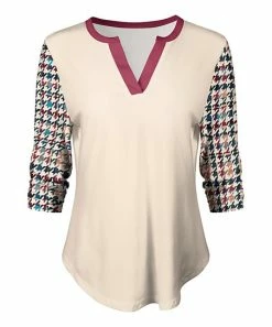 Lily | Beige & Fuchsia Houndstooth Notch-Neck Top - Plus