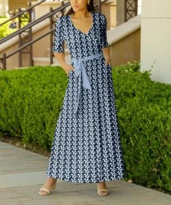 Lily | Blue & White Abstract Pocket Tie-Waist Surplice Maxi Dress - Plus