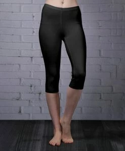 Lily | Black Capri Leggings - Women & Plus