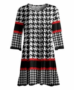 Lily | Black, Red & White Houndstooth Three-Quarter Sleeve Pleated-Front Tunic - Women & Plus