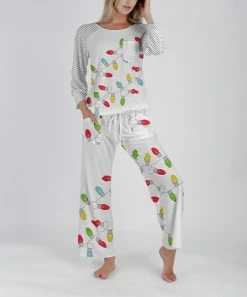 Lily | White Christmas Light Raglan Pajama Set - Women