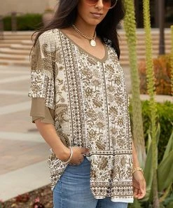 Lily | Beige & White Floral Paisley Ruffle-Sleeve V-Neck Tunic - Women