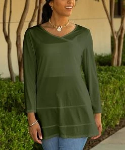 Lily | Green Tiered-Hem Three-Quarter Sleeve Tunic - Plus