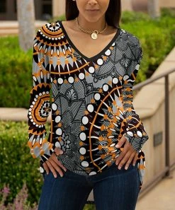 Lily | Black & Gold Medallion V-Neck Long-Sleeve Tunic - Women & Plus