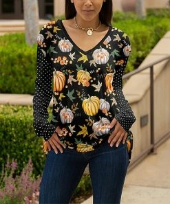 Lily | Black & Orange Pumpkins V-Neck Tunic - Women