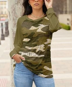 Lily | Beige & Olive Camo Raglan-Sleeve Scoop Neck Tunic - Plus