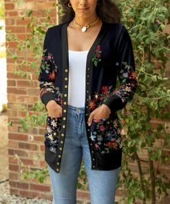 Lily | Navy & Red Floral Pocket Snap-Up Cardigan - Women & Plus
